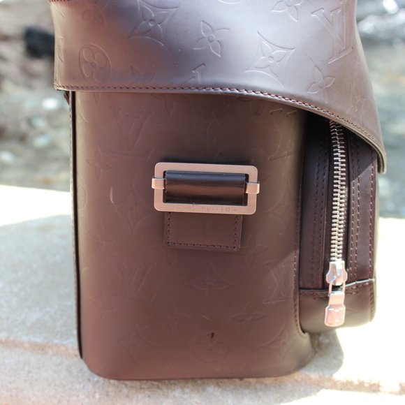 Louis Vuitton Terre Vernis Matte Leather Bag - Picture 5 of 16